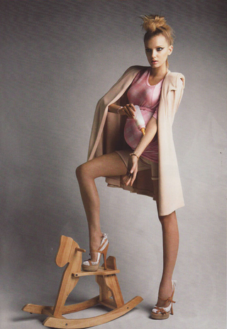 Illustration for article titled French Vogue And Ambivalent Modern Motherhood